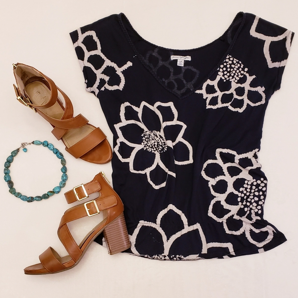 American Eagle Floral Tee